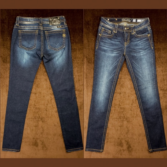 Miss Me Denim - Miss Me skinny 28 x 30-1/2 Excellent EUC! Mid-rise